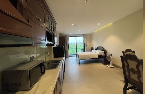 Long Bien Apartamento | Nhat Y Hostel and Apartment