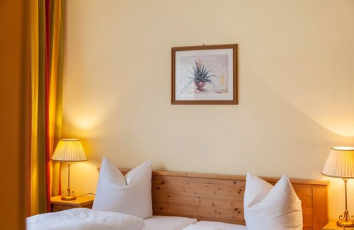 Oberau Apartamento | Apartment 'Landhaus Sonnenzauber Sonnenzauber1' with Mountain View, Terrace and Wi-Fi
