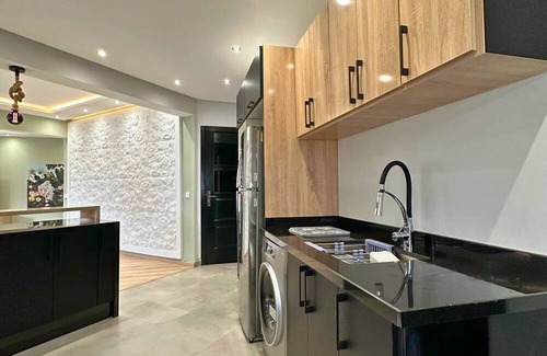 Tangier Apartamento | The Tropical Luxury 2BR City Centre Retreat