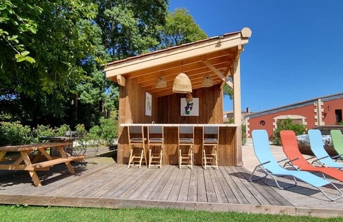 Gauriaguet Casa | Guest House 'Chambre D'hôtes Perle' with Shared Pool, Wi-Fi and Air Conditioning