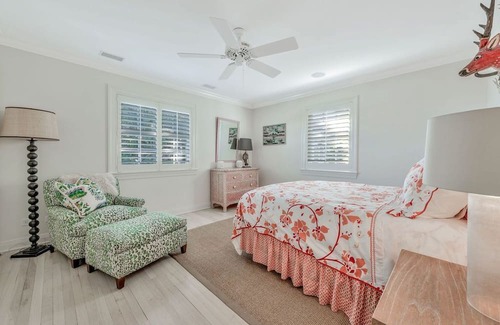 Southend Casa | Dreamy Sunrise Villa - Pool + Incredible Views!