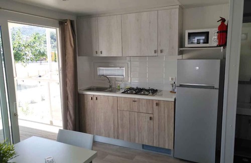 Poggi Casa | Mobilehome with pool and sun loungers