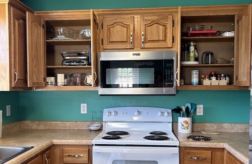 Russellville Casa | Cozy Home Away From Home