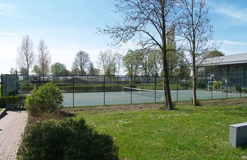 Dordtse Biesbosch Casa | Pavilion MIVA 5 by Interhome