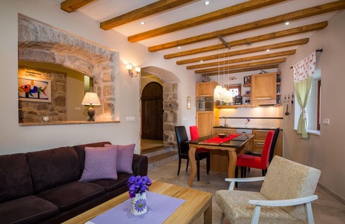 Pitve Casa | Luxury Sea View Villa w Pool, Garden, BBQ in Hvar