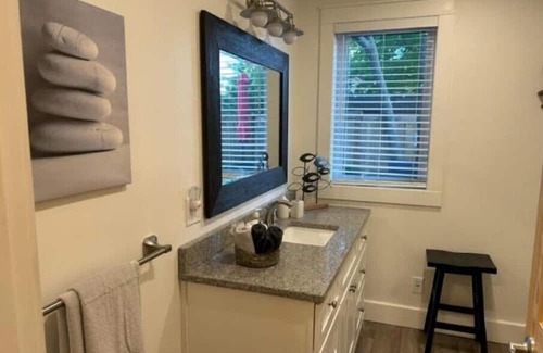 Southampton Cabaña | Gilbert Place, a luxurious, beautifully renovated, chic getaway in Southampton