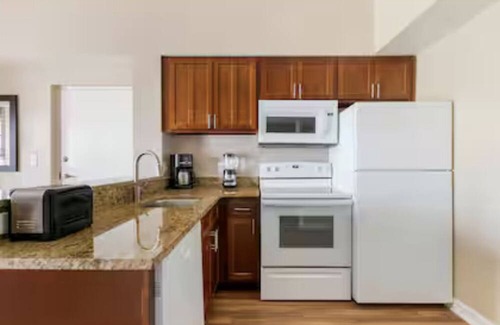 West Kissimmee Complejo | Florida Winter Break/Fun Filled Resort! Luxurious Suites Central to Theme Parks