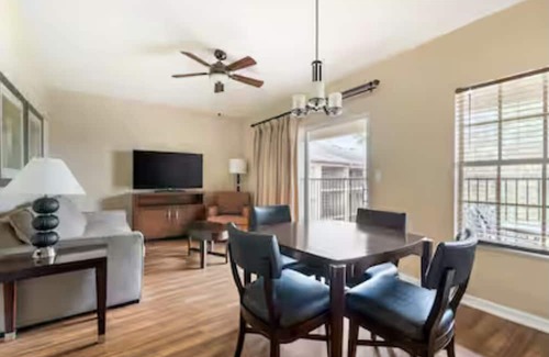 West Kissimmee Complejo | Florida Winter Break/Fun Filled Resort! Luxurious Suites Central to Theme Parks