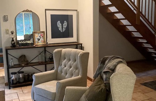 Roberts Creek Casa | Enchanted Creek Hideaway