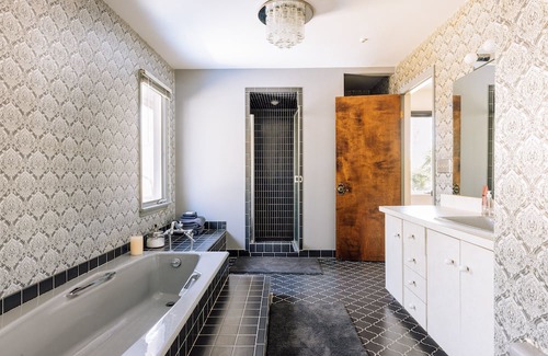 Mountain Dale Casa | Mountain Dale Vacation Rental w/ Private Hot Tub!