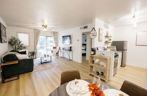 Gainesville Condominio | Sage Haven Condo w/ Pool Next to Shands/VA