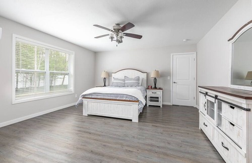 Traverse City Casa | Brand New Beautiful 3 BDR Home Unit 838