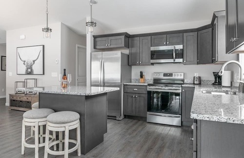 Traverse City Casa | Brand New Beautiful 3 BDR Home Unit 838