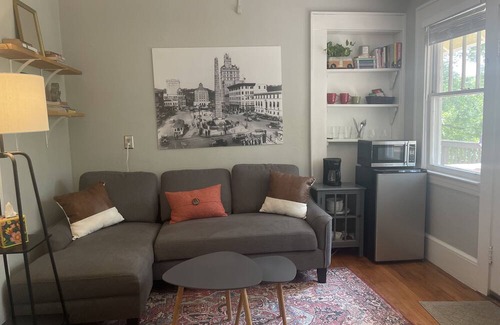 Oakley Casa | Private Suite: Walk to Biltmore and Breweries