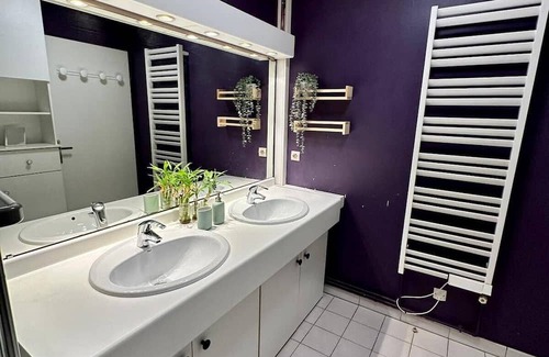 Les Aunettes Apartamento | Cosy apartment with garden and parking, close to Paris