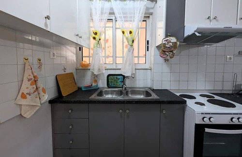 Molos-Agios Konstantinos Apartamento | Central Apartment in Agios Konstantinos