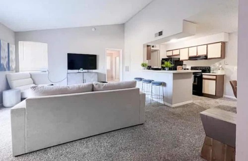 Deerfield Beach Apartamento | Serene Retreat to Tivoli