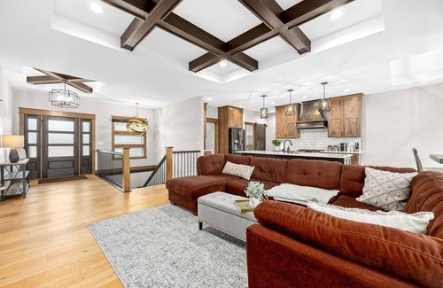 Tea Casa | Lakeside Executive Retreat