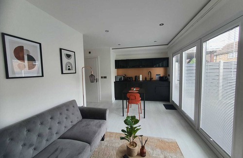 Grays Cabina | Stunning 1 King bed cabin in Grays