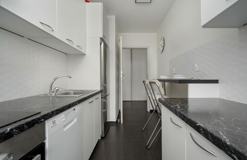 Psie Pole Apartamento | Apartment Near the River by Renters