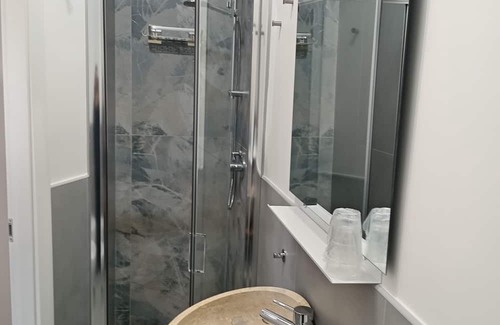 Zona LVII Labaro Cama Y Desayuno | Bed & Breakfast Host Roma Nord home far from home