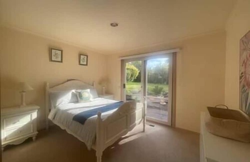 Frankston South Casa | MVC13 Oceanview 4B2B Two-story House with Big Balcony!