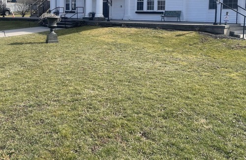 South Kortright Cama Y Desayuno | Cozy B&B with WiFi and AC in charming South Kortright