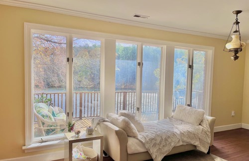 Wake Forest Casa | ⭐️LAKE VIEW RETREAT⭐️ Water Front Home at the Holliday Homestead