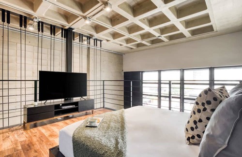 Avenida Revolución Apartamento | Super Cool Duplex Loft | Best Location | Rooftop