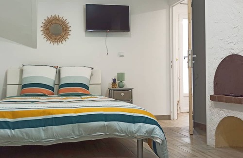 Margny-les-Compiegne Apartamento | Appartement au Rez-de-chaussée Avec Jardin Privé, 600m de la Gare de Compiegne