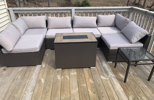 Traverse City Casa | 4BDR Home with Games Fire Places & More
