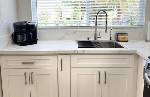Reseda Apartamento | Cozy studio in Reseda-Tarzana area. Fully furnished and Utilities included.