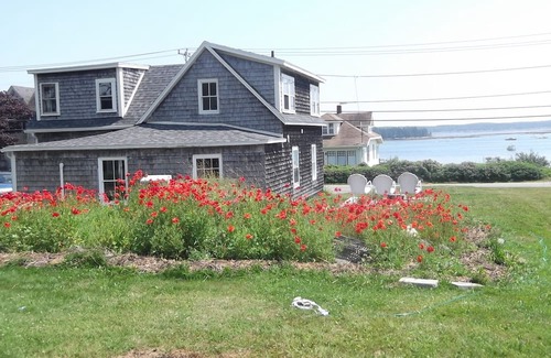 Jonesport Casa | Historic house in working waterfront