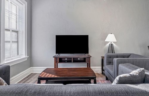 Shaw Casa | Beautiful, Rehabbed Four-Unit in Shaw Community