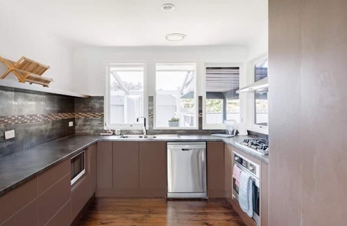 Melton West Casa | Melton home away from home