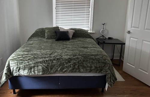 Biloxi Cabaña | 1 bdr cottage house next to Beach I 30-Day I Discounted