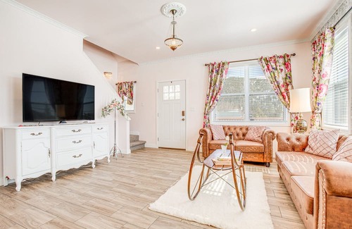 Saint Mary's Cabaña | Cottage in Idaho Springs by St Mary's Glacier!