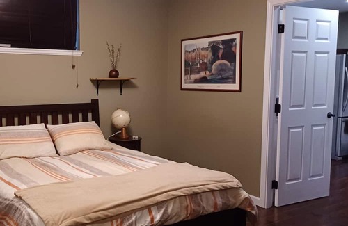 Port Moody Apartamento | Quiet apartment in beautiful Port Moody