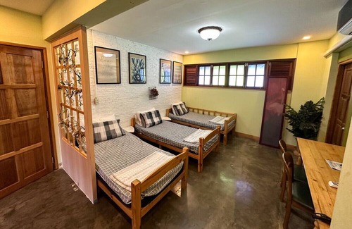 Khlong Tan Nuea Villa | T-House Bkk 6BR Max15ppl w Swimming pool