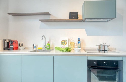 University District Apartamento | Unique 2-BR Antwerp Apt