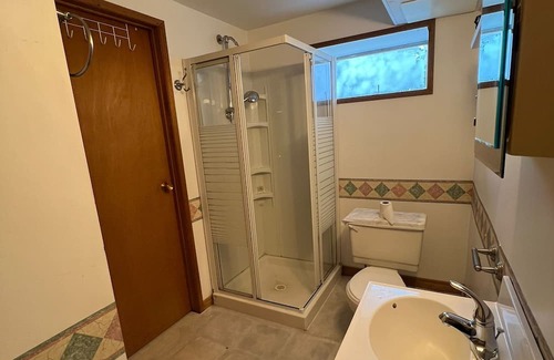 Delta Casa | Cozy Private room in a Basement Suite