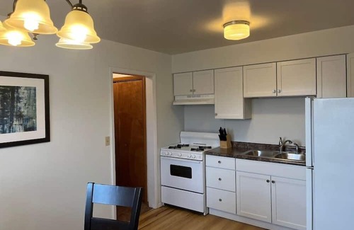 Midtown Apartamento | Entire apartment close to downtown - 2 queen beds