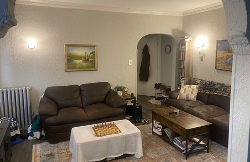Logan Square Apartamento | Nice quiet neighborhood with quick easy access to the best Chicago has to offer