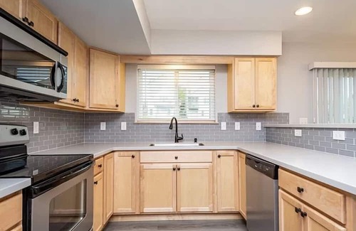 Lincoln Casa | Cozy in Coralville