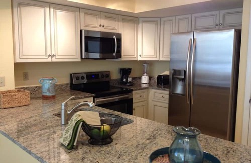 Punta Rassa Condominio | BVT #131: Beachfront 3Bed 3Bath Condo at Sanibel Harbour