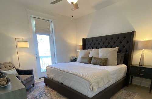 Cape San Blas Casa | Superb 5-bedr home on Cape San Blas w/WiFi, AC, Pool access, 4 min walk to beach