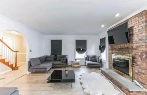 Putnam Valley Casa | @iHeartNYState 5br - Hot Tub Sauna Jacuzzi