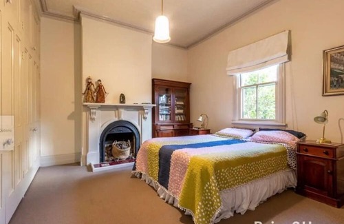 Bathurst Casa | Family Home with Pool & Pizza Oven - Pet Friendly
