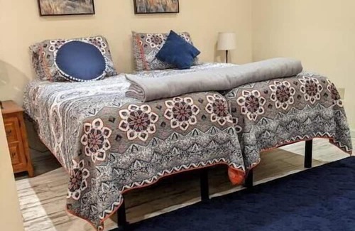 Centre Hall Apartamento | Manor Road Getaway