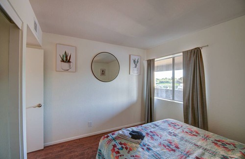 Pleasant Valley Estates Condominio | Cholla Cove 2 BR Gem - Paradise Valley Golfer's Oasis